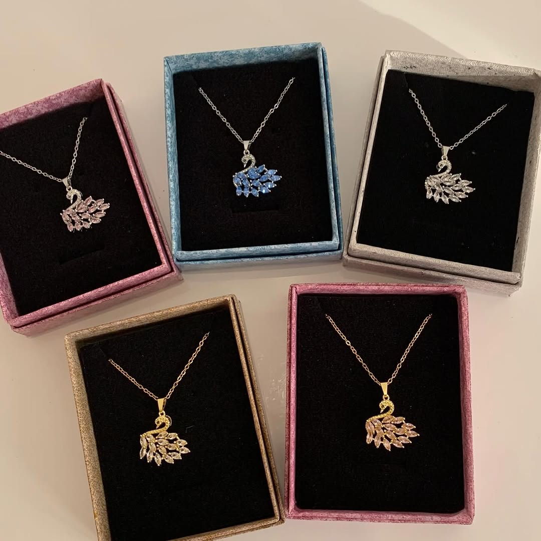 swan necklace